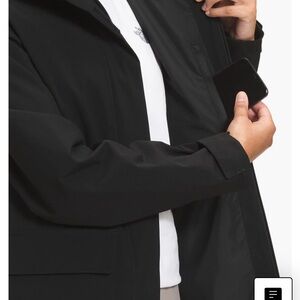 North face rain coat size small City Breeze Waterproof Rain Jacket